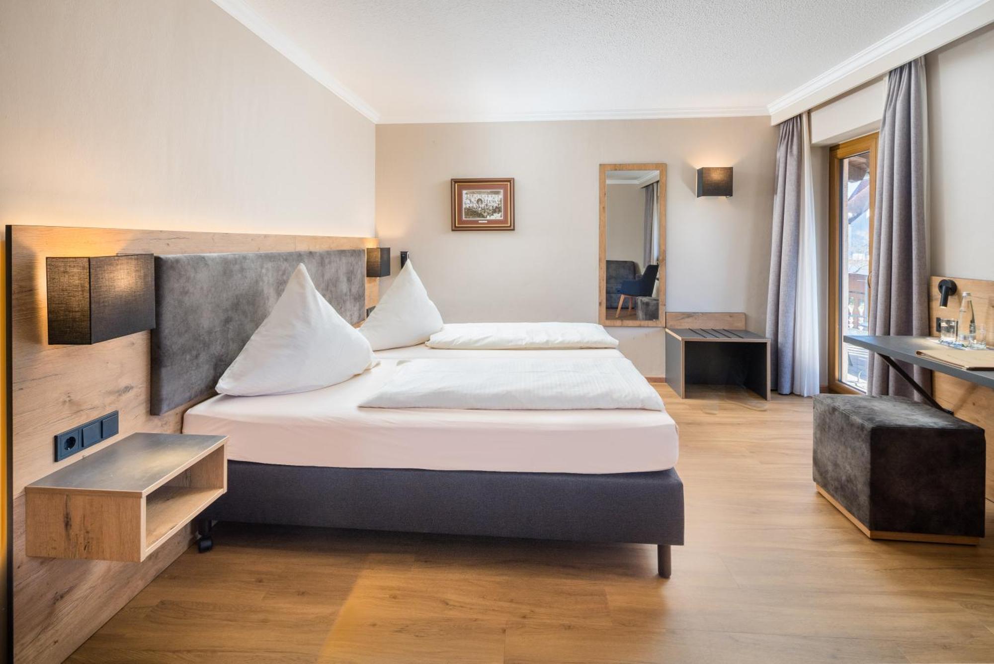 Hotel-Gasthof Huber エーバースベルク エクステリア 写真
